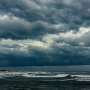 17 - Qui est le plus menaçant, le ciel ou la mer ?