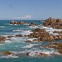 18 - Mer contre rochers
